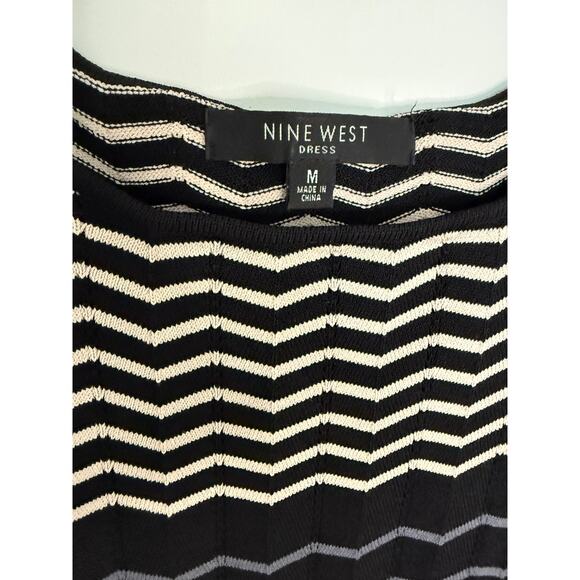 Nine West Chevron Knit Sweater Dress Size M Black Beige Zigzag 3/4 Sleeve - Picture 4 of 4